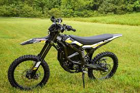 Black 2023 sun ron ultra bee L3E
