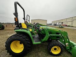 John Deere 3025E