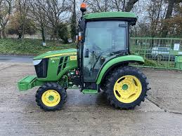 John Deere 3046R Tractor