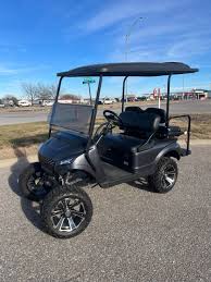 2016 E-Z-GO TXT